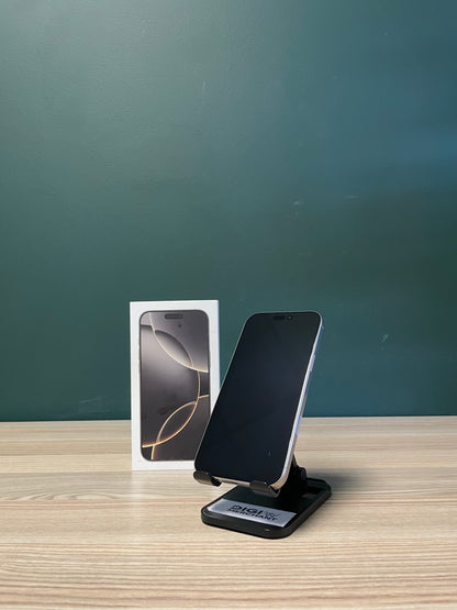 iPhone 16 Pro Max 256GB - Natural Titanium (Pre-owned | B-Grade)