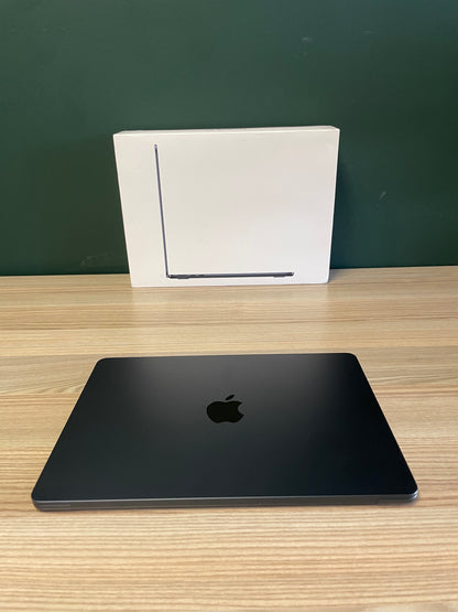 MacBook Air 13-inch | M4 Chip | 256GB | 16GB - Midnight (Pre-owned | A-Grade)