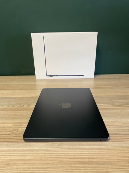 MacBook Air 13-inch | M4 Chip | 256GB | 16GB - Midnight (Pre-owned | A-Grade)