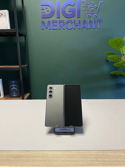 Samsung Galaxy Z Fold 5 256GB Phantom Black (Pre-owned | B-Grade)