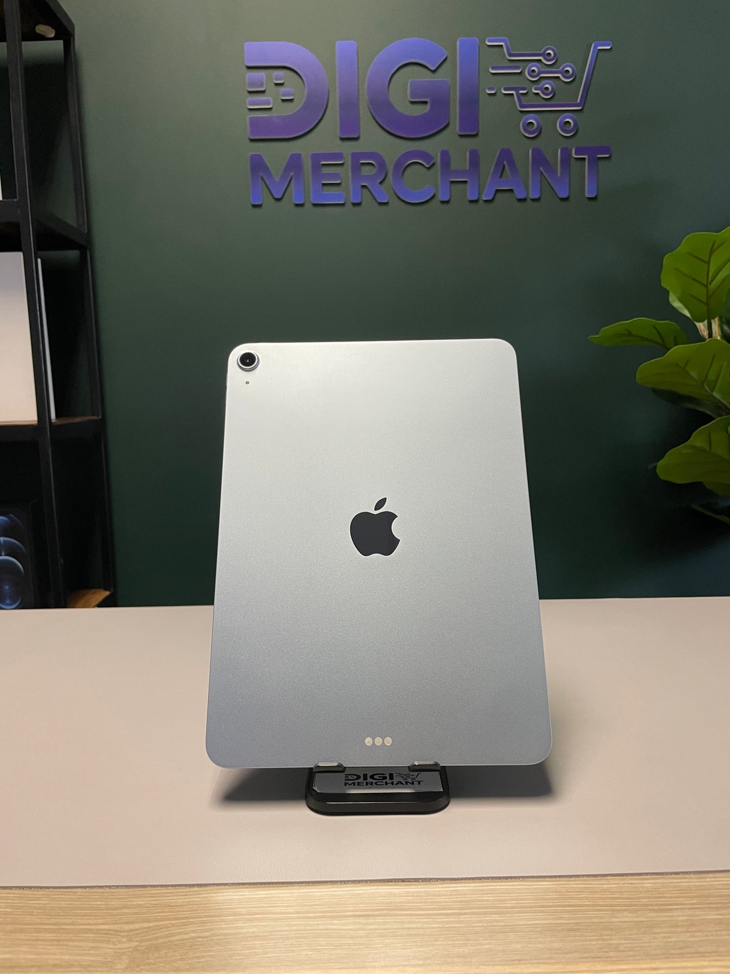 iPad Air 11-inch M3 | Wi-Fi | 128gb - Blue (Pre-owned | A-Grade - Pristine)