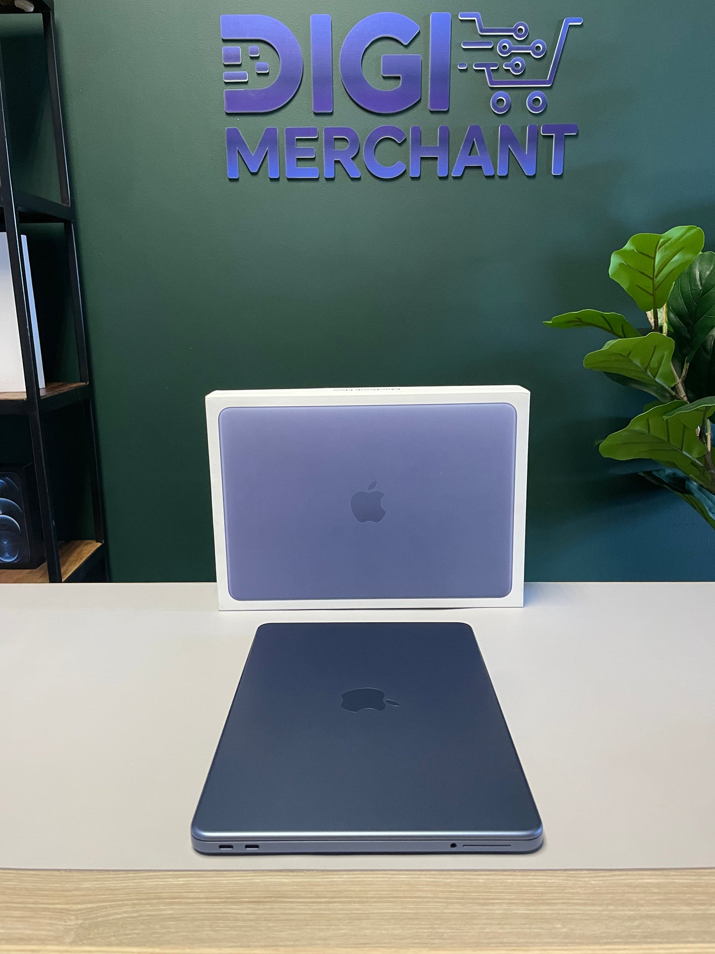 MacBook Neo 13-inch | A18 Pro | 512GB | 8GB - Indigo (Pre-owned | A-Grade)