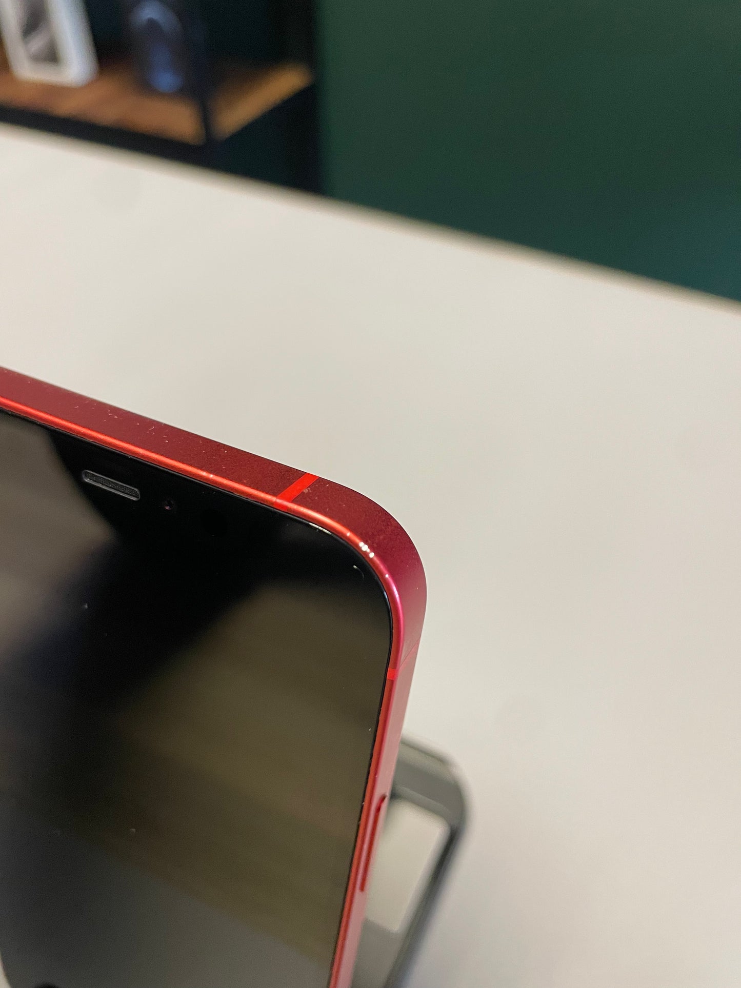 Apple iPhone 12 128GB - Red (Pre-owned | B-Grade)