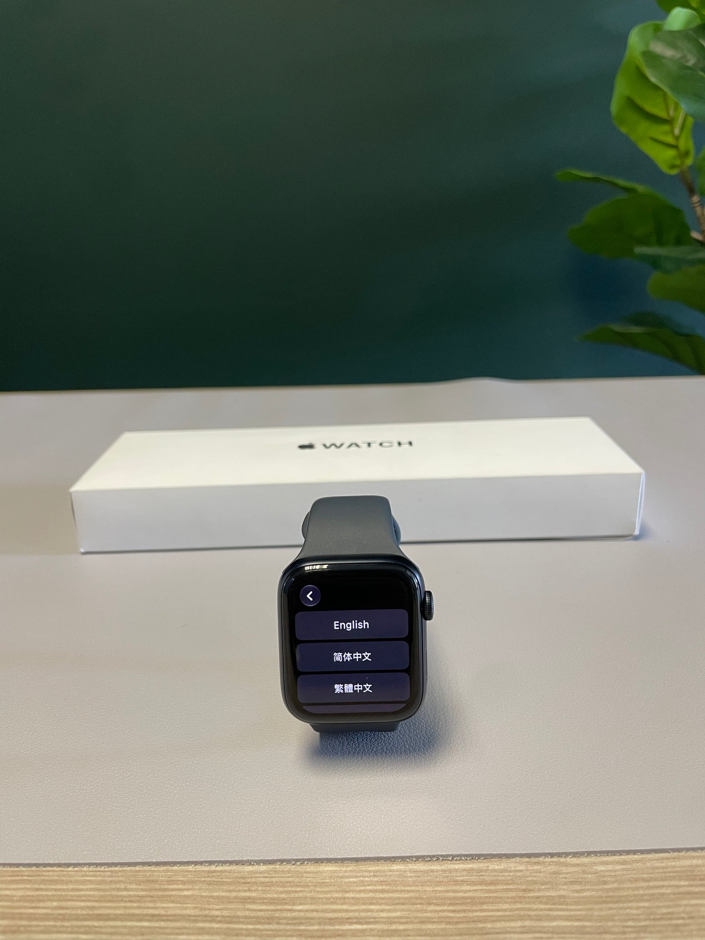 Apple Watch SE (3rd Gen) GPS + Cellular - 44mm Midnight (Pre-owned | A-Grade)