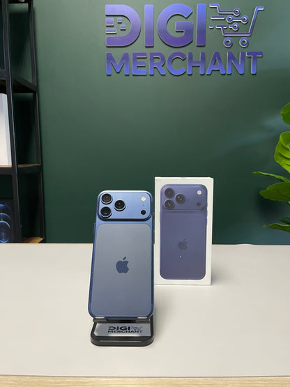 iPhone 17 Pro Max 256GB - Deep Blue (Pre-owned | B-Grade)