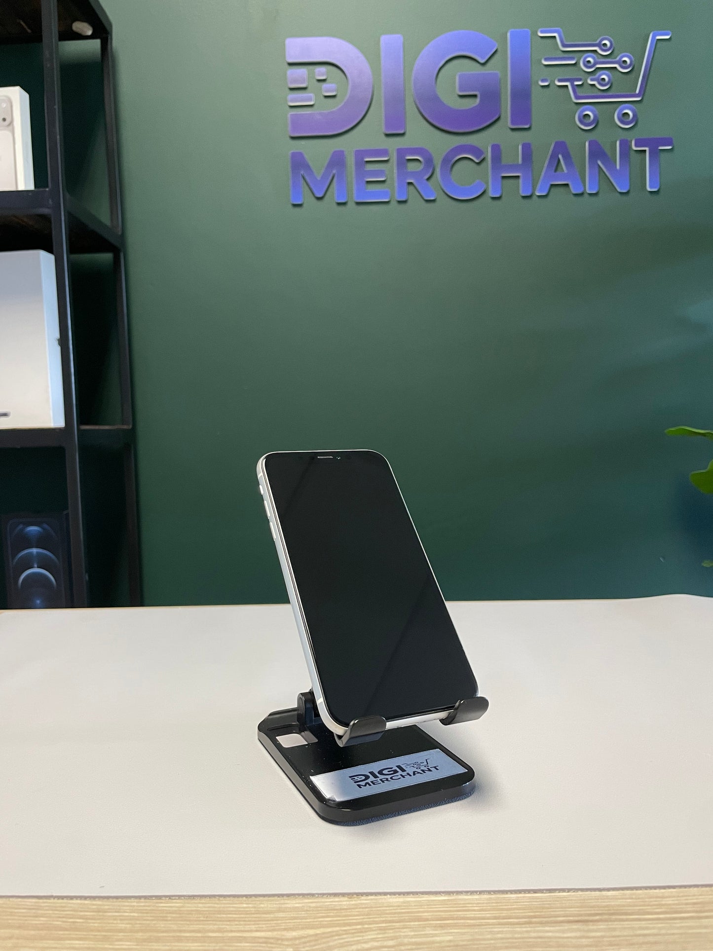 iPhone XR 64GB - White (Pre-owned | A-Grade Pristine)