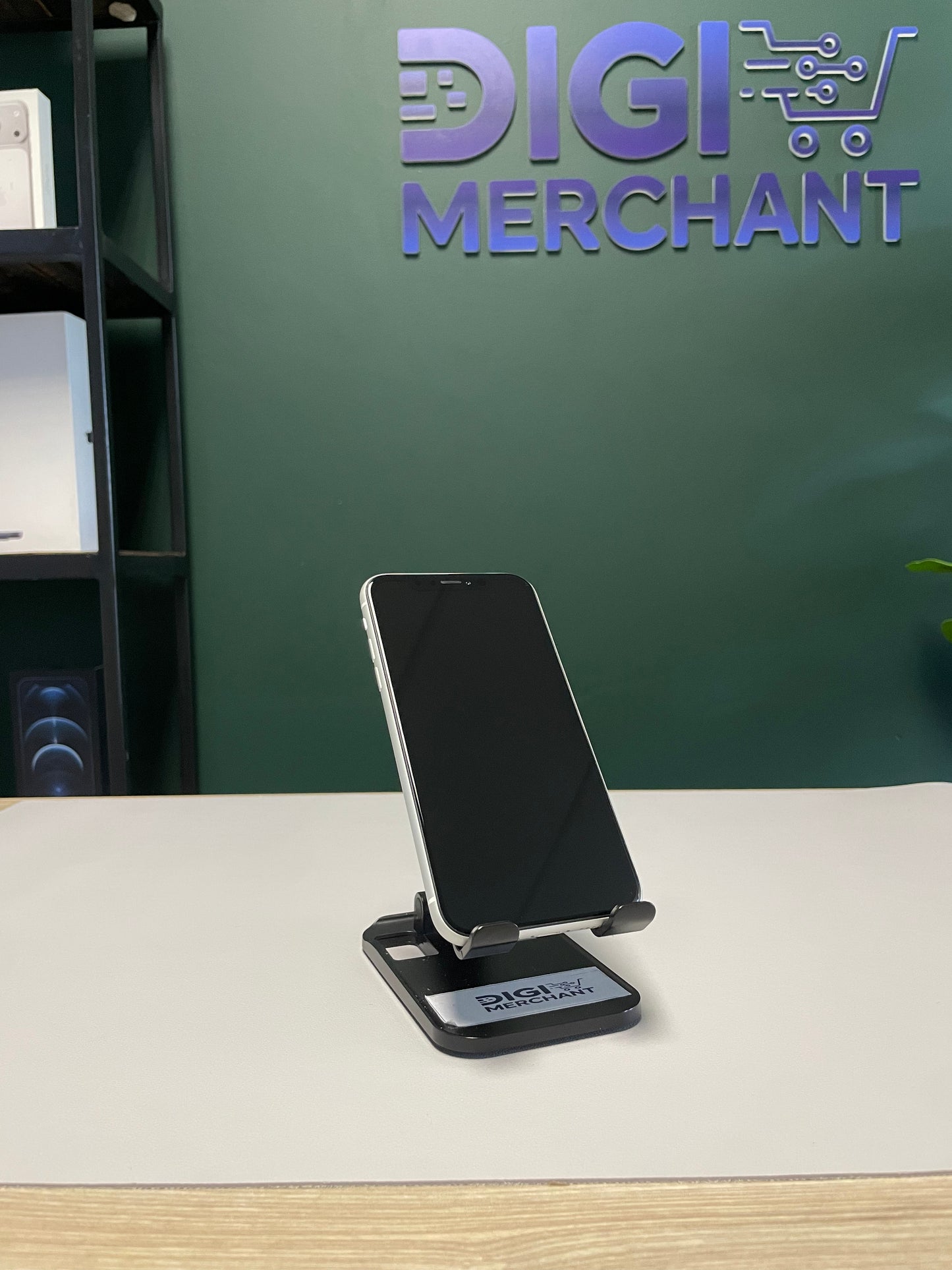 iPhone XR 64GB - White (Pre-owned | B-Grade)