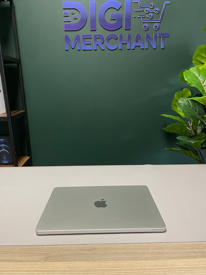 MacBook Air 13-inch | M4 Chip | 256GB | 16GB- Silver (Pre-owned | A-Grade)