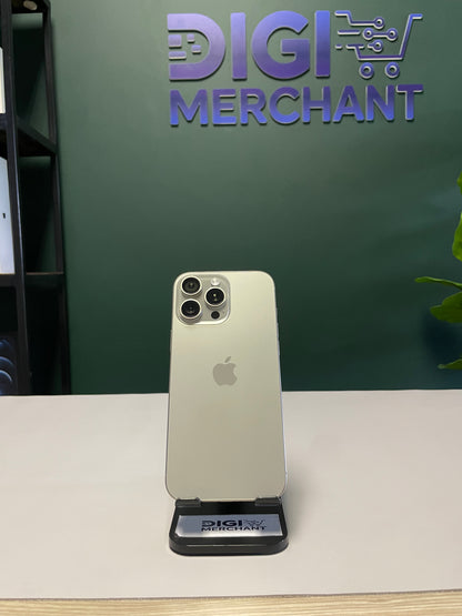 Apple iPhone 16 Pro Max 256GB - Natural Titanium (Pre-owned | B-Grade)
