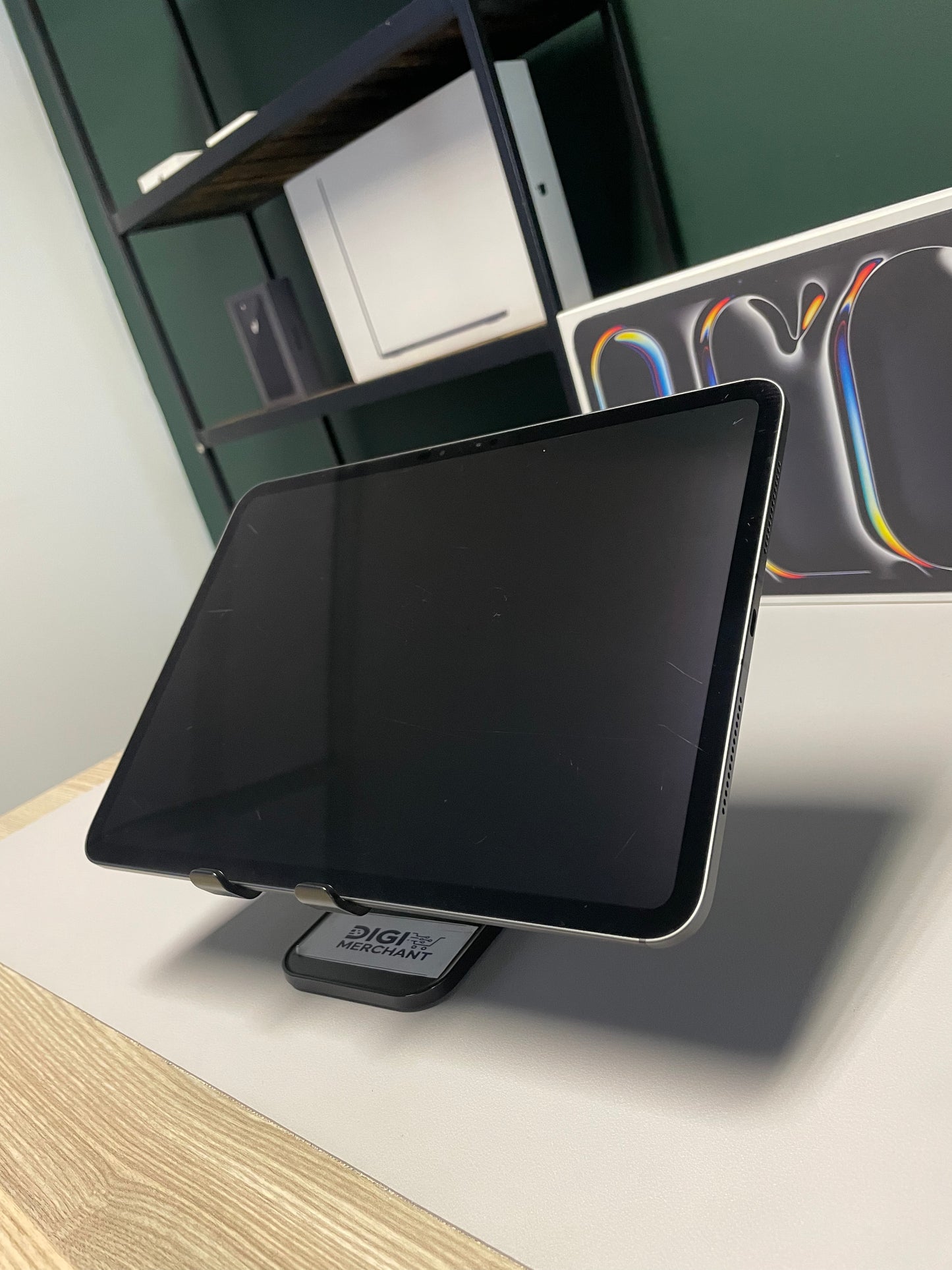iPad Pro 11-inch M5 | Wi-Fi + Cellular | 256gb - Space Black (Pre-owned | B-Grade)