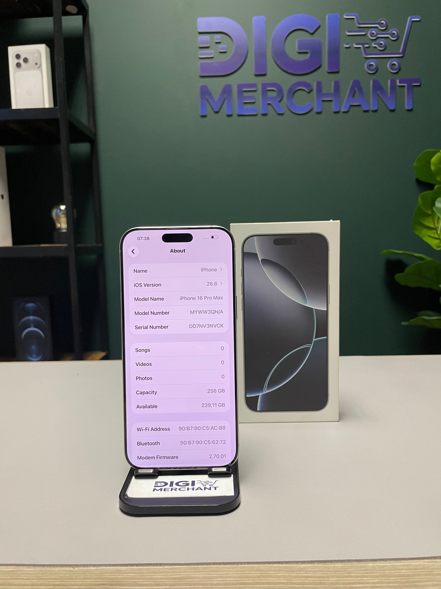 iPhone 16 Pro Max 256GB - White Titanium (Pre-owned | Pristine)