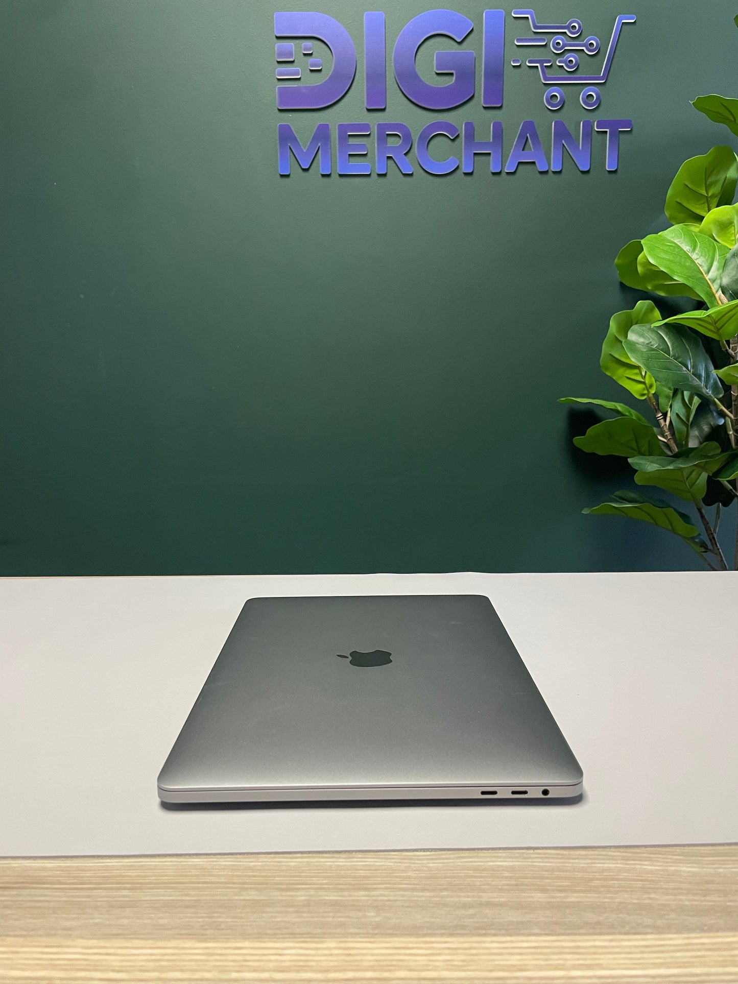 13-inch MacBook Pro (2020) Intel i5 512GB | 16GB - Space Grey (Pre-owned |A-Grade)