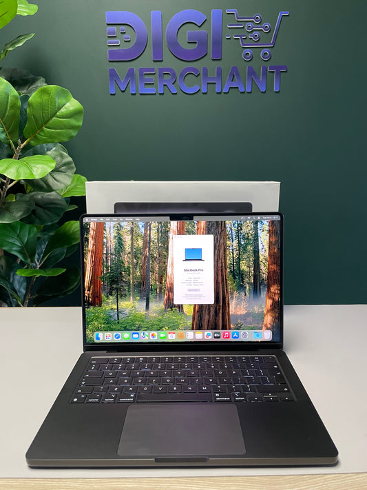 MacBook Pro 14-inch With M4 Chip 512GB | 16GB - Space Black (Pre-owned | Pristine)