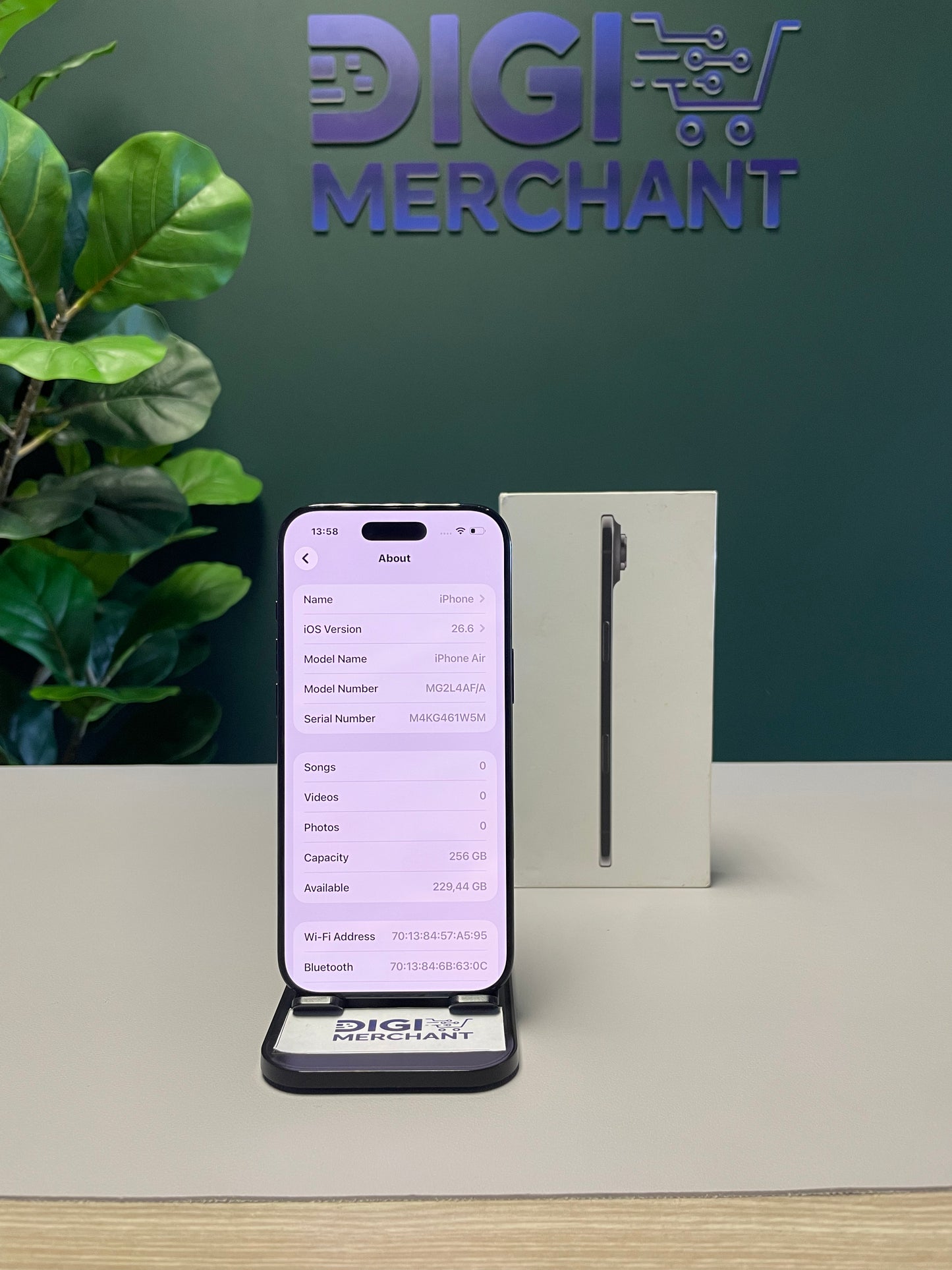 iPhone Air 256GB - Space Black (Pre-owned | A-Grade)