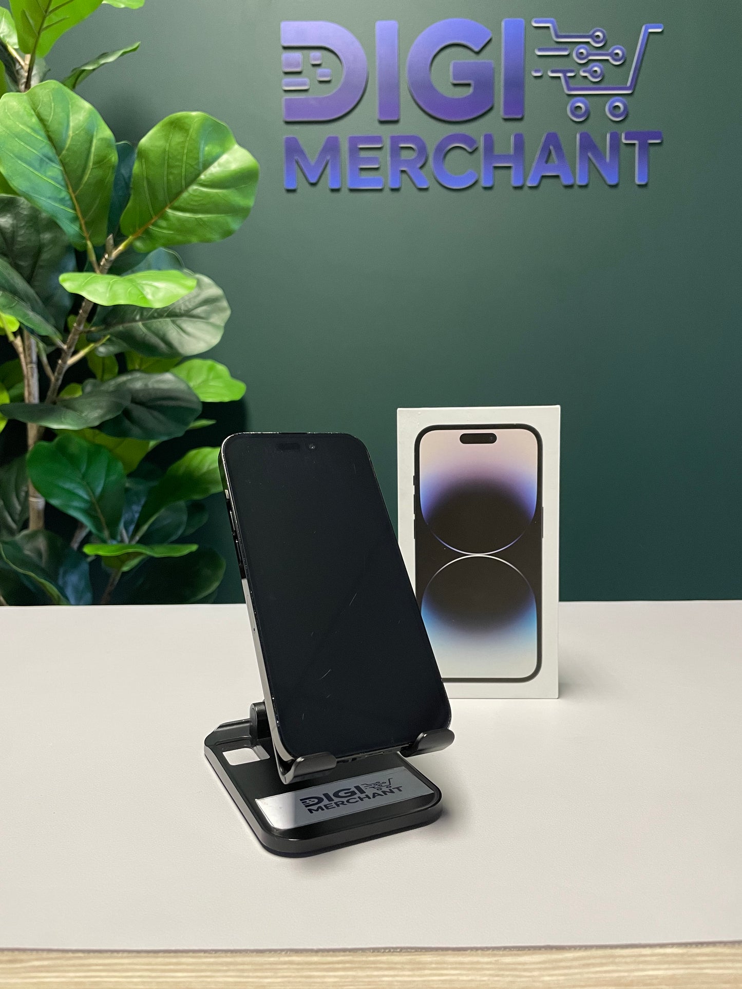 iPhone 14 Pro 128GB - Space Black (Pre-owned | B-Grade)