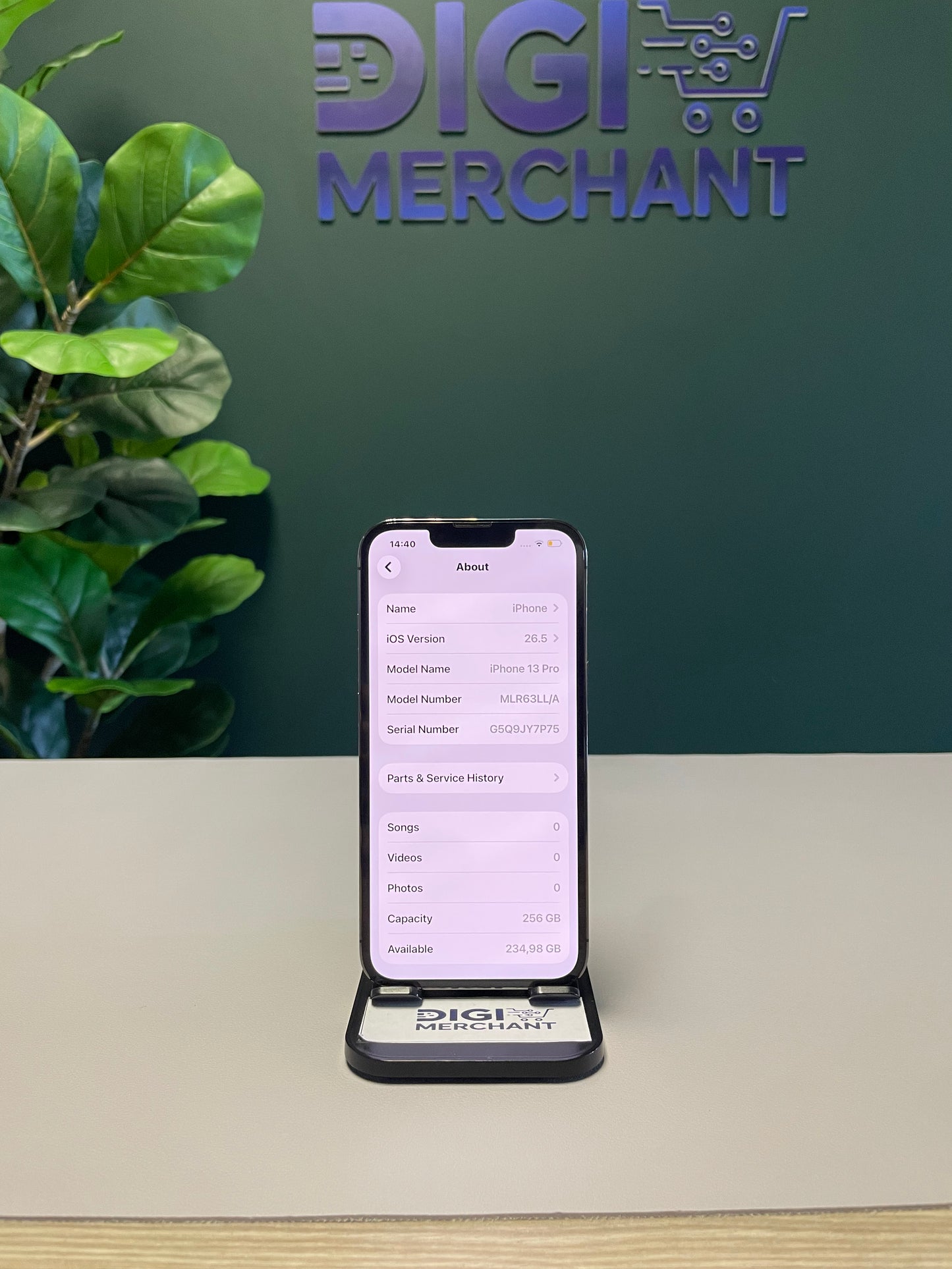 iPhone 13 Pro 256GB - Graphite (Pre-owned | A-Grade)