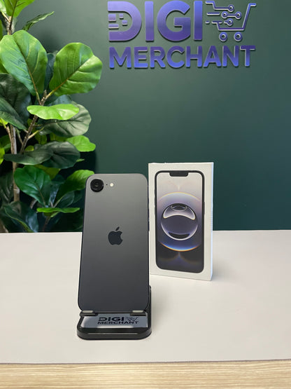 iPhone 16e 128GB - Black (Pre-owned | A-Grade)