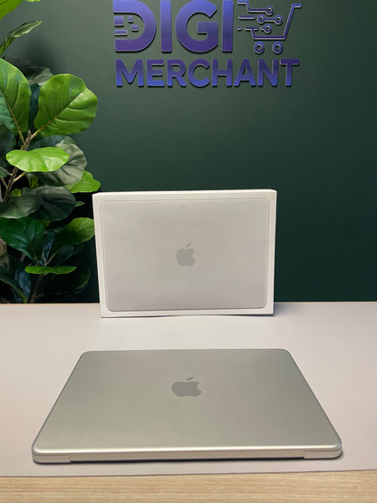 MacBook Neo 13-inch | A18 Pro | 512GB | 8GB - Silver (Pre-owned | Pristine)