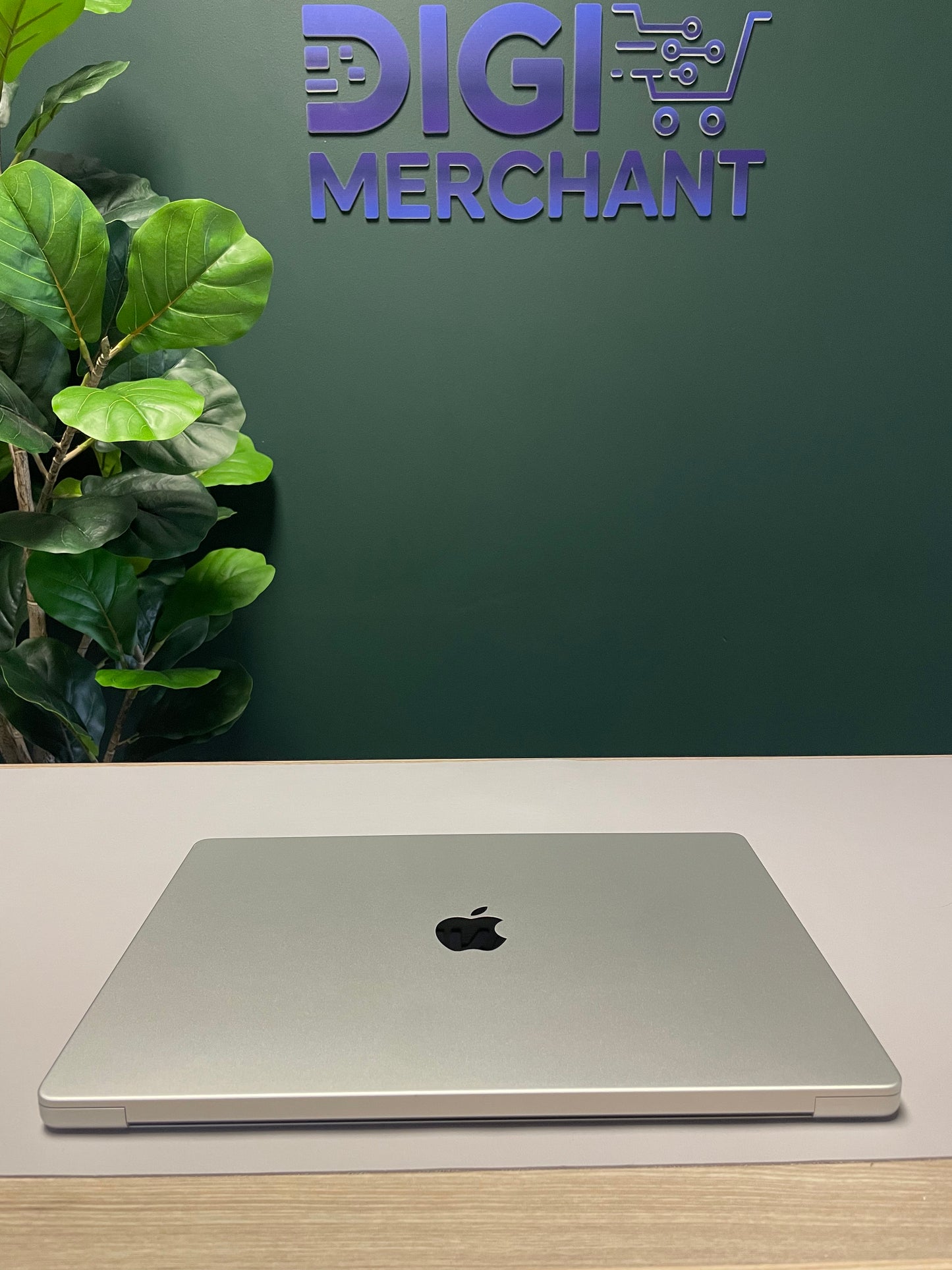 MacBook Pro 16-inch With M1 Pro Chip 512GB | 32GB - Silver  (Pre-owned | A-Grade)