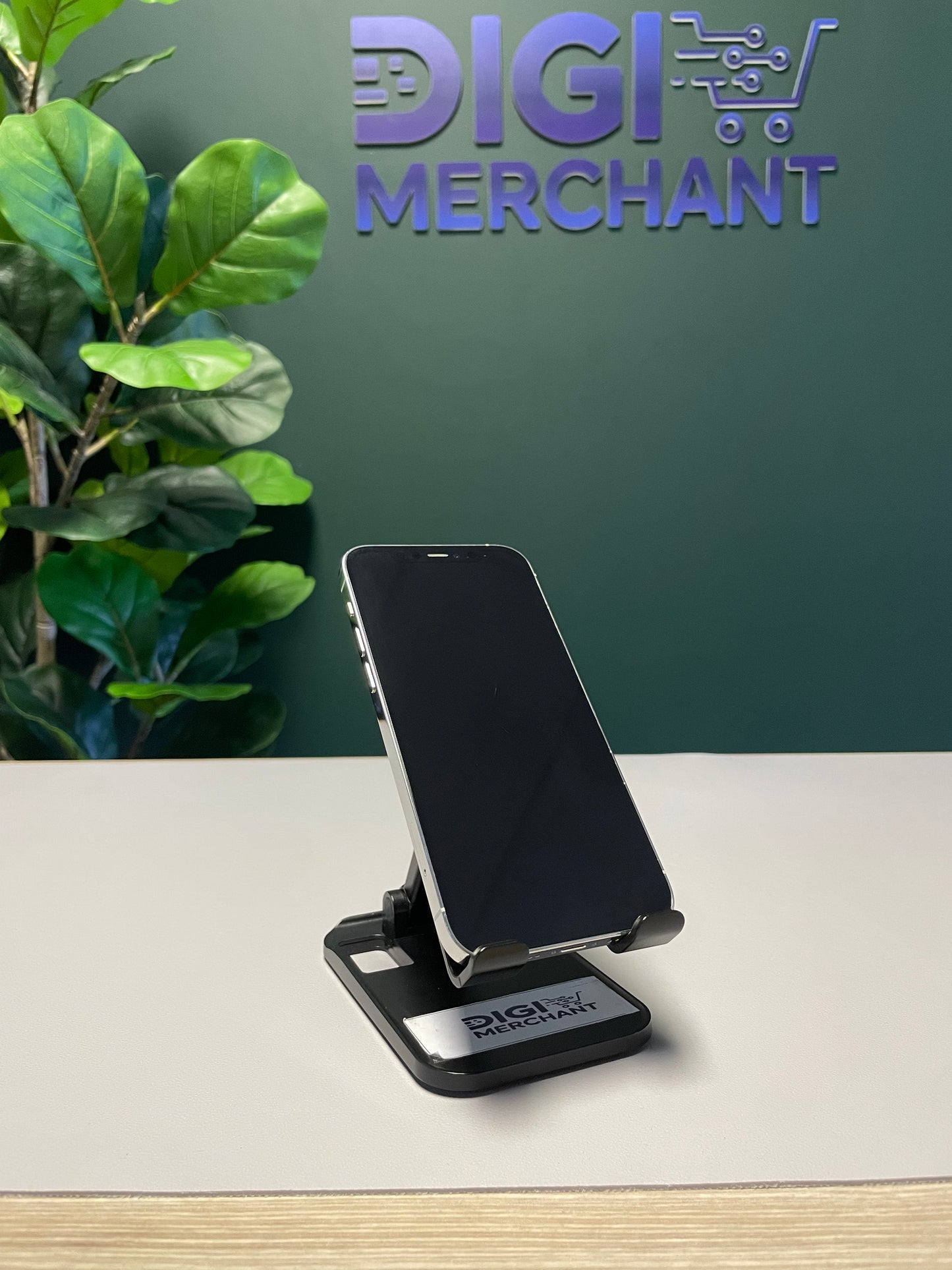 iPhone 12 Pro 128GB - Silver (Pre-owned | Pristine)