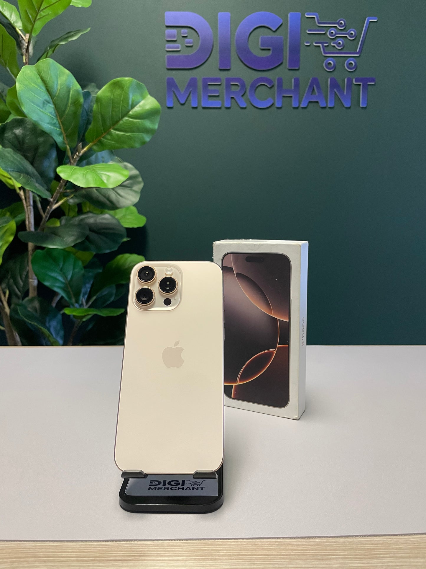 iPhone 16 Pro Max 512GB - Desert Titanium (Pre-owned | Pristine)