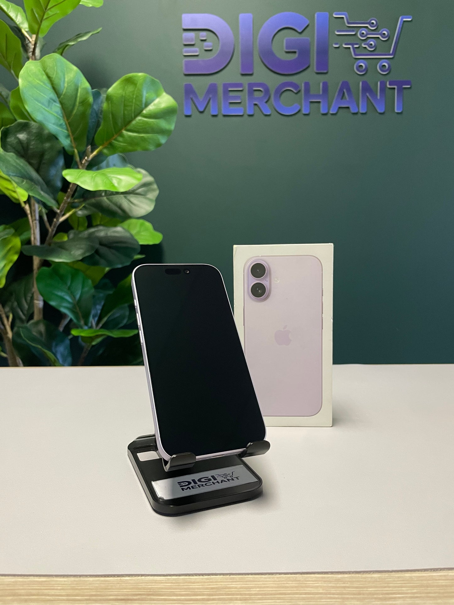 Apple iPhone 17 256GB - Lavender (Pre-owned | A-Grade)