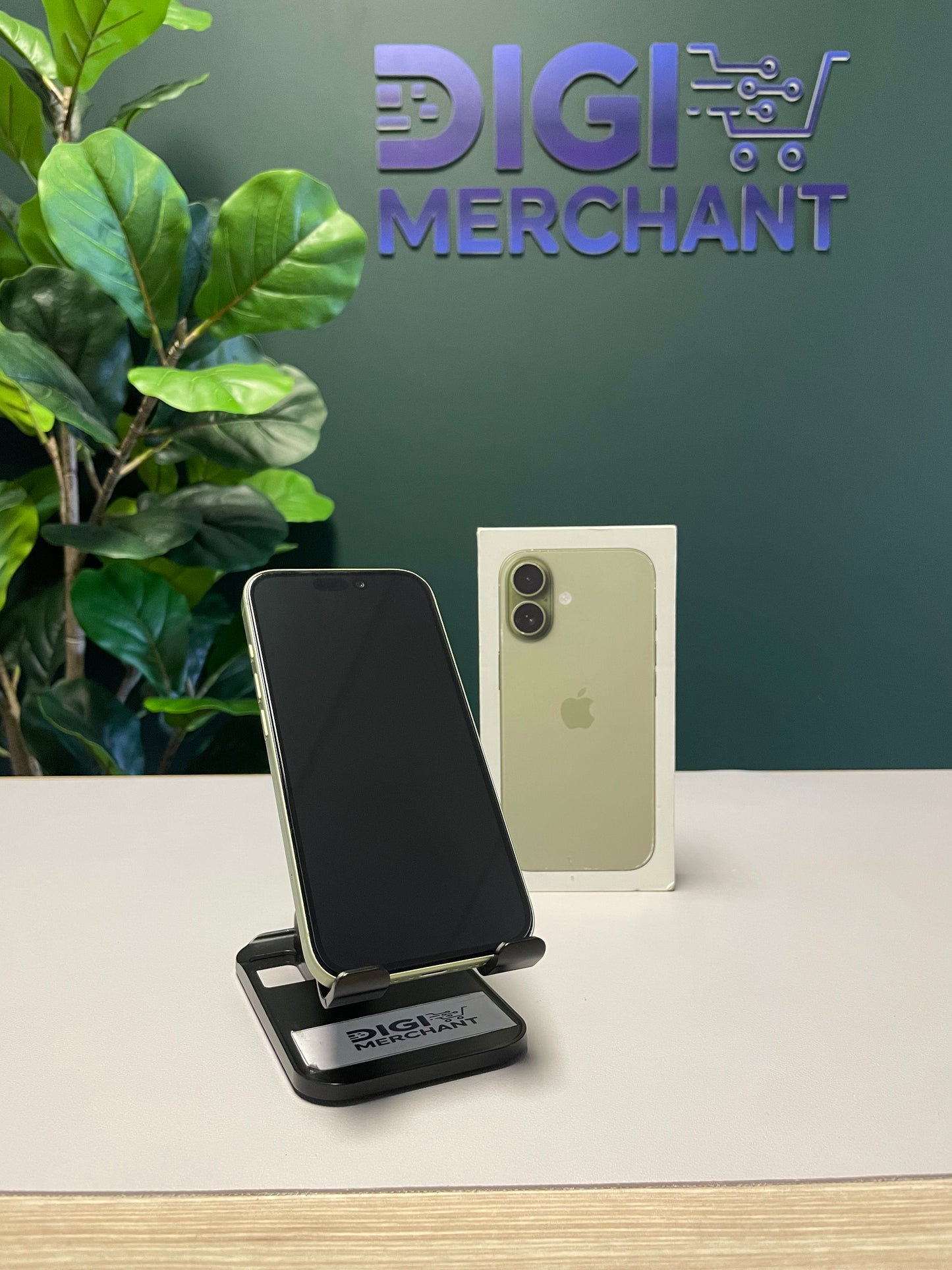 Apple iPhone 17 256GB - Sage (Pre-owned | A-Grade)