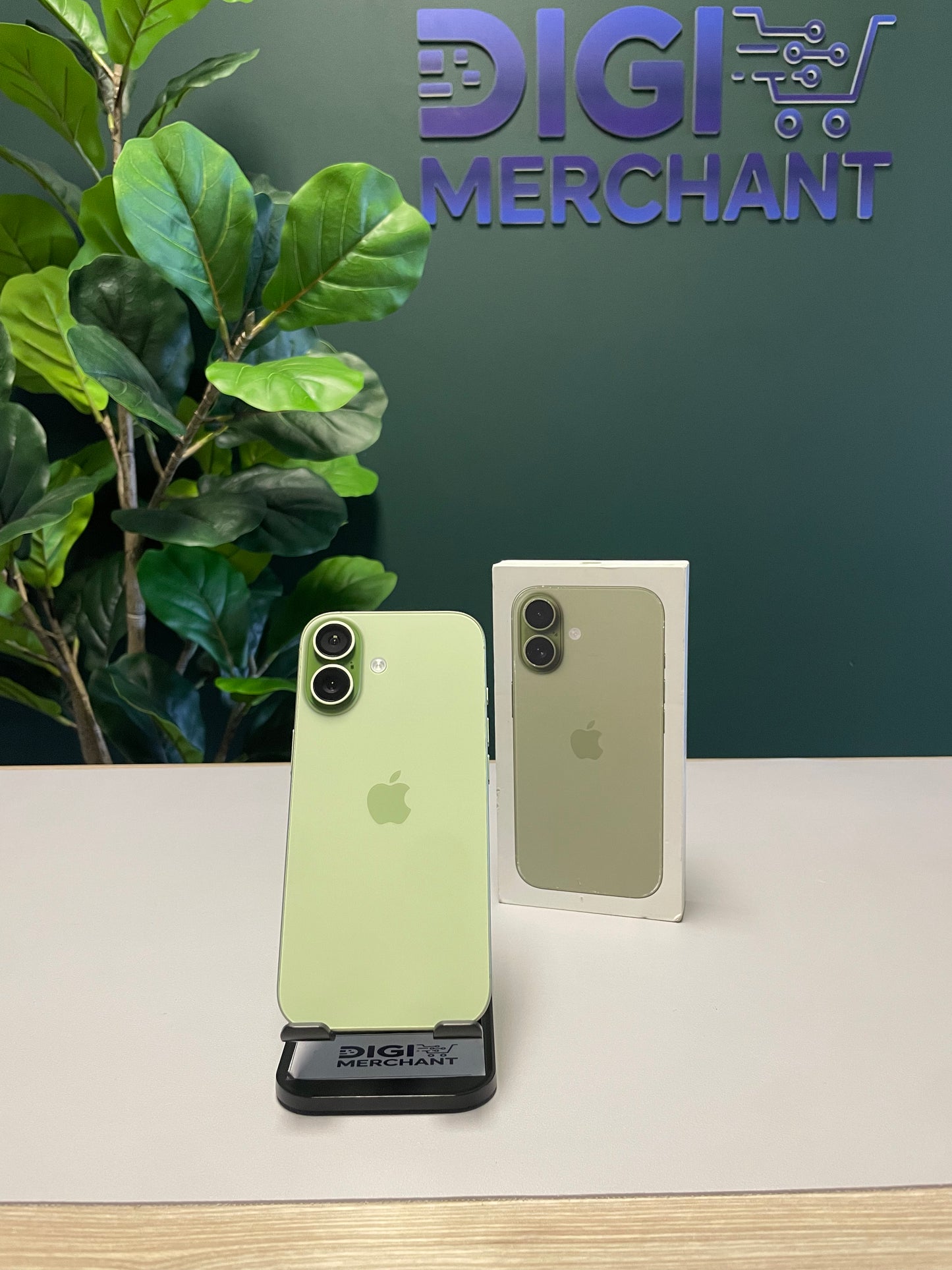 Apple iPhone 17 256GB - Sage (Pre-owned | A-Grade)