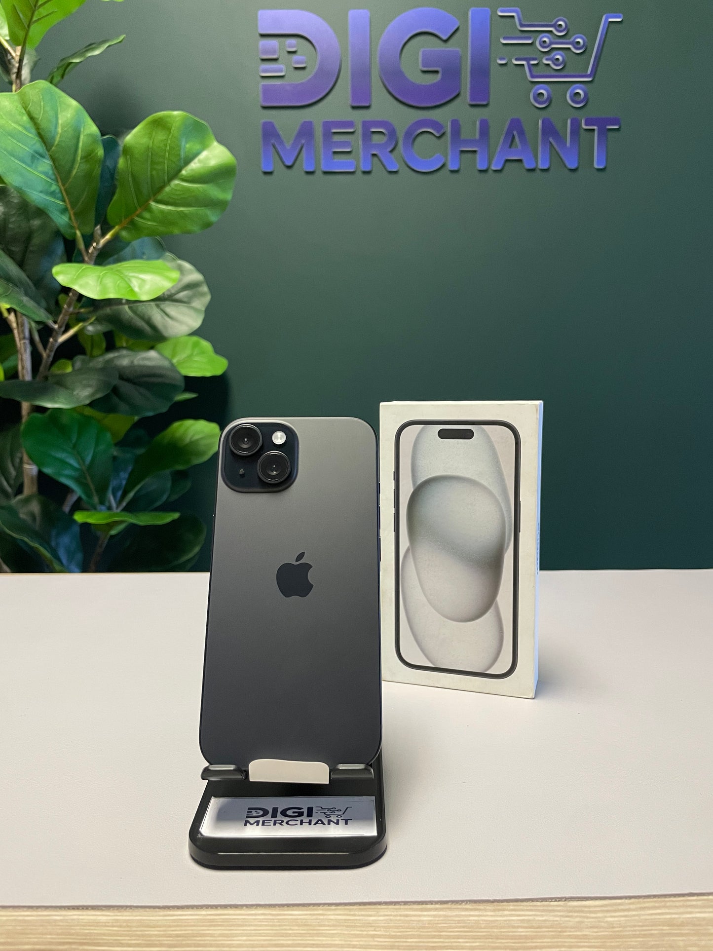 iPhone 15 256GB - Black (Brand New - Open Box)