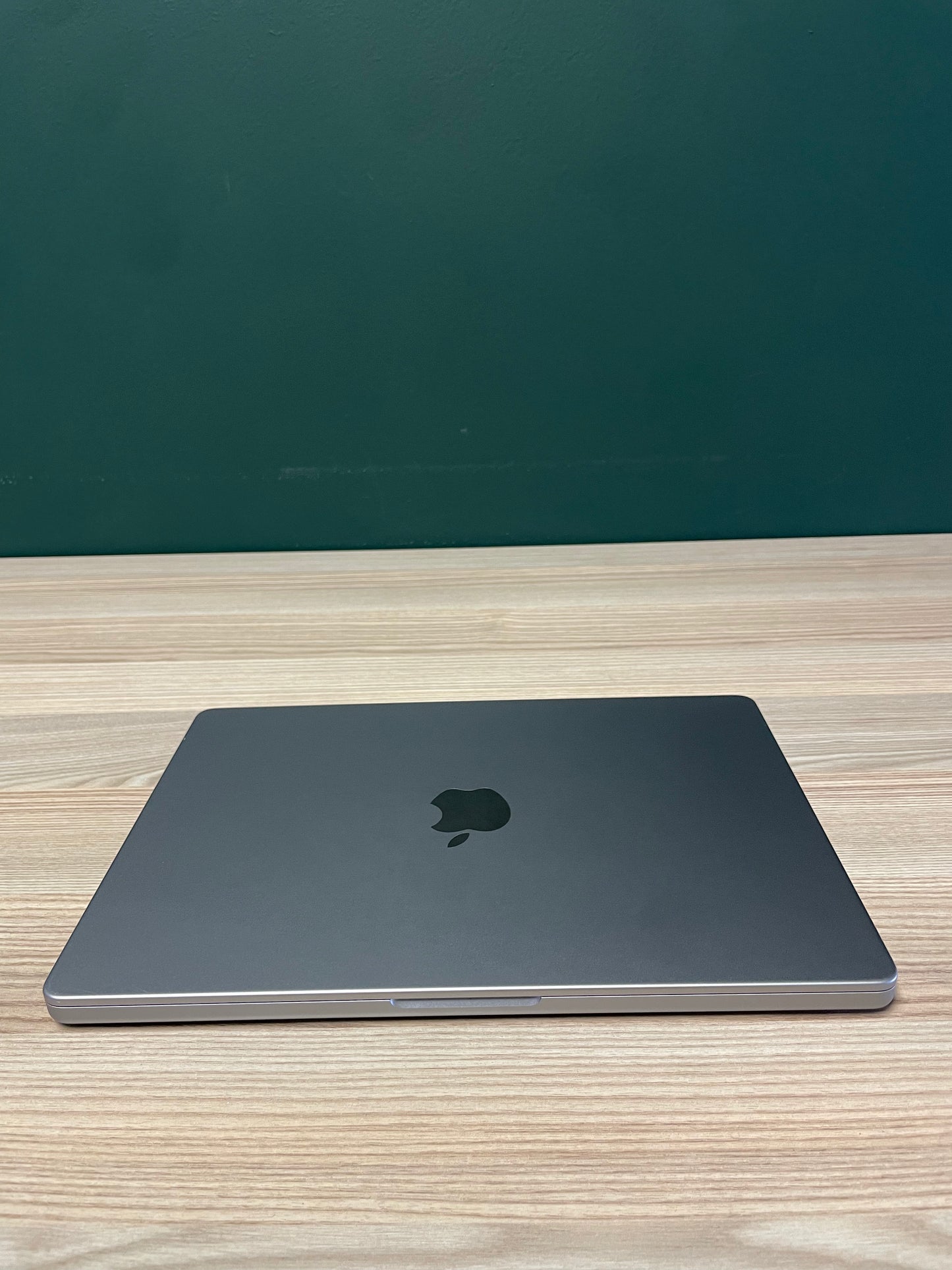 MacBook Pro 14-inch With M1 Pro Chip 512GB | 16GB - Space Grey (Pre-owned | B-Grade)