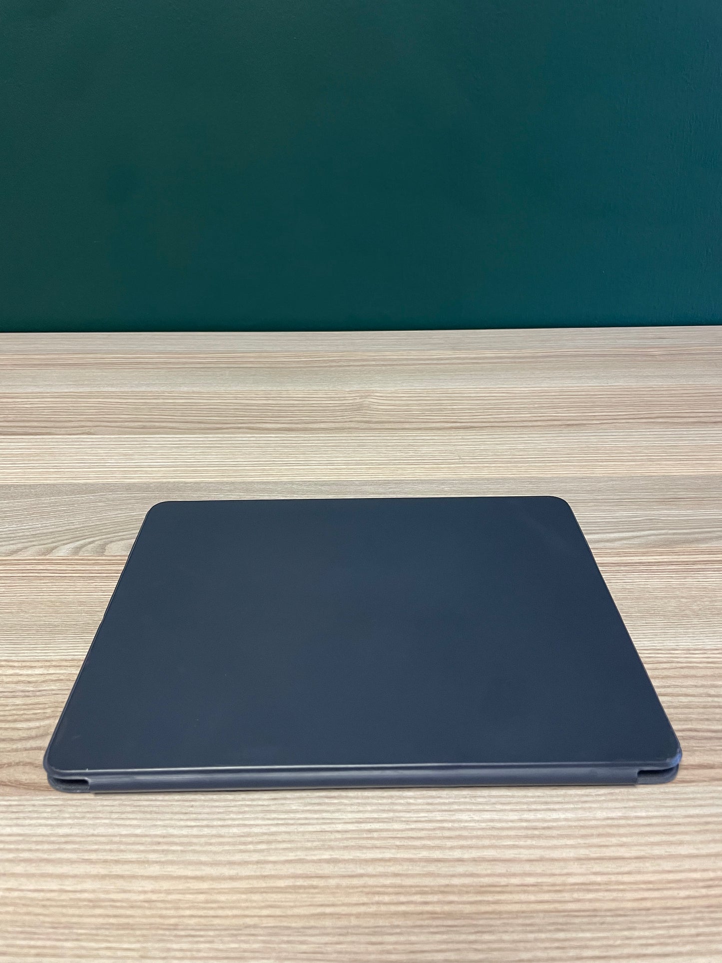 Apple Smart Keyboard Folio for iPad Pro 12.9-inch - (Pre-owned | B-Grade)