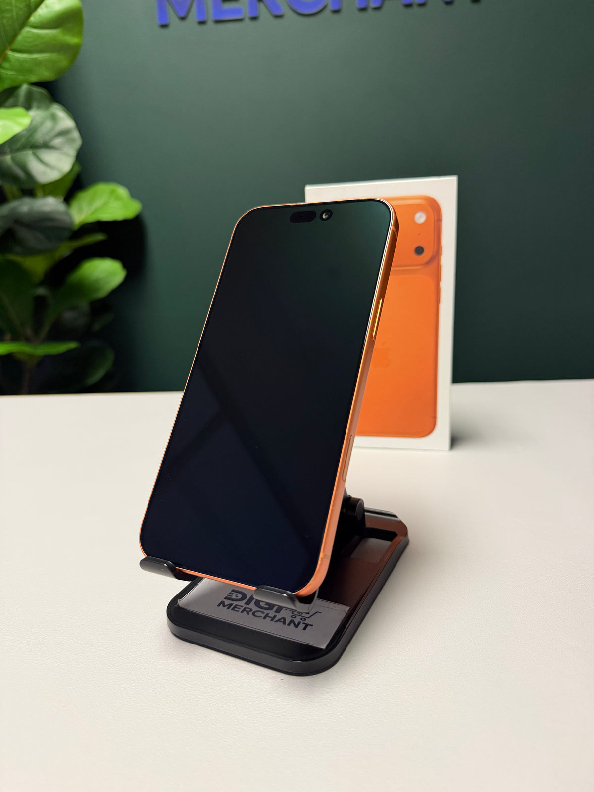 iPhone 17 Pro Max 256GB - Cosmic Orange (Pre-owned | B-Grade)