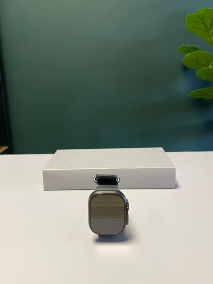 Apple Watch Ultra 3 Black Titanium Case With Black Ocean Band (Pre-owned | B-Grade)