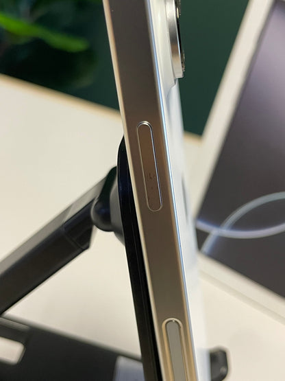 iPhone 16 Pro 256GB - White Titanium (Pre-owned | A-Grade)