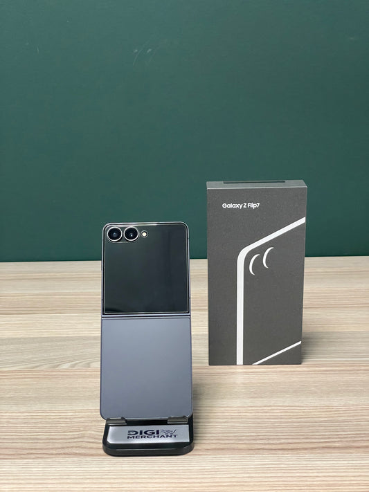 Samsung Galaxy Z Flip 7 256GB Jet Black (Pre-owned | A-Grade - Pristine)